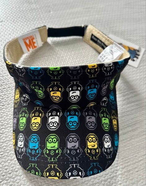 【新品未使用品】ダンスウィズドラゴン サンバイザー 黒 ユニセックス ミニオン総柄