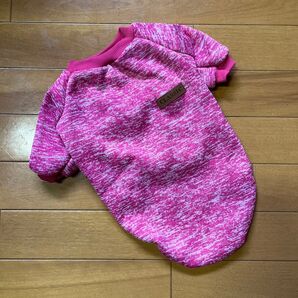 【ほぼ未使用】犬用トレーナー ピンク 犬服 ペットウェア 冬用 冬服 裏起毛 寒さ対策 ビビッドピンク 介護犬用 小型犬 中型犬