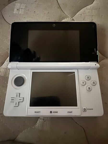 ニンテンドー3DS 本体 ホワイト ポケモンバンク