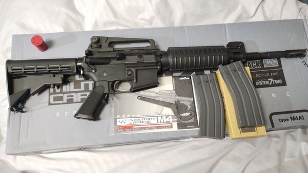 KSC M4A1 GBB システム7 ver2 マグ2本 ガスガン
