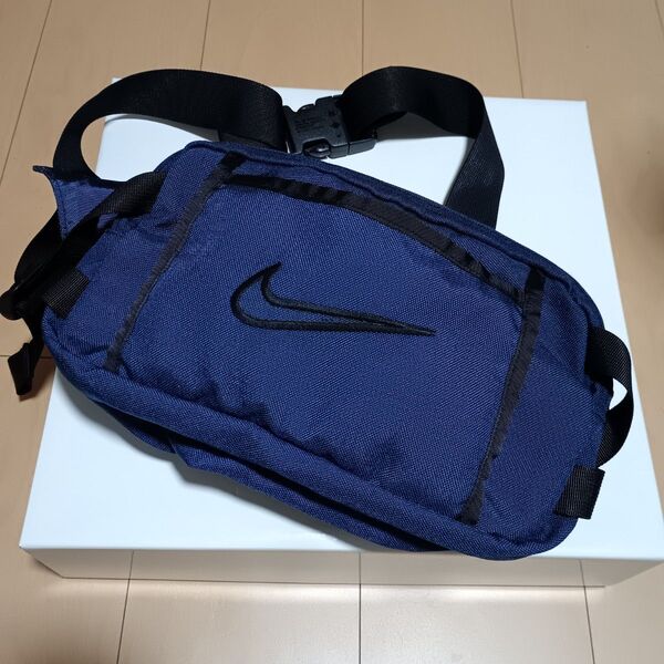 美品 NIKE ボディ バッグ ウエストポーチ ネイビー/ブラック ナイキ 希少 ビンテージ 90’s~00’s 銀タグ 送料込み