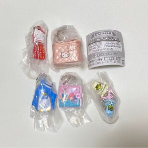 【新品】サンリオキャラクターズ レトロミニチュアチャーム コンプリート ガチャ キティちゃん キキララ タキシードサム けろっぴ