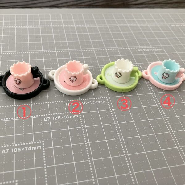 564.可愛い デコパーツ 4セットまとめ売り ハンドメイド材料