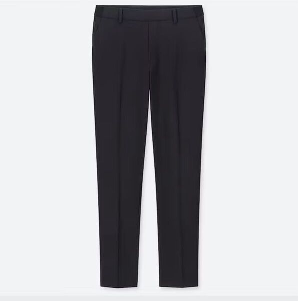 UNIQLO パンツ スラックス 黒