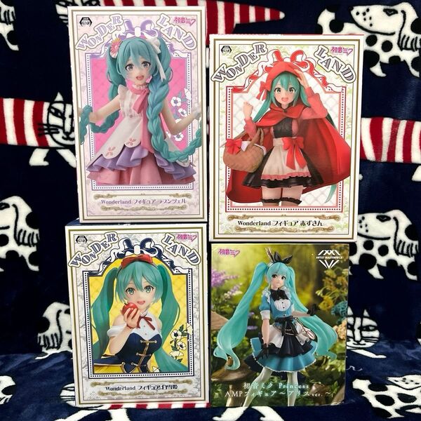 初音ミクフィギュアセット★ Wonderland 赤ずきん 白雪姫 ラプンツェル 不思議の国のアリス 新品未開封