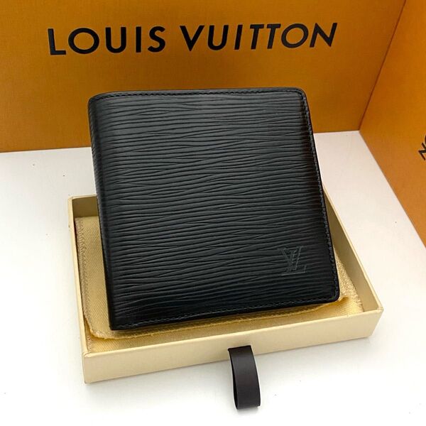 美品 ルイヴィトン マルコ エピ 二つ折り 財布 黒