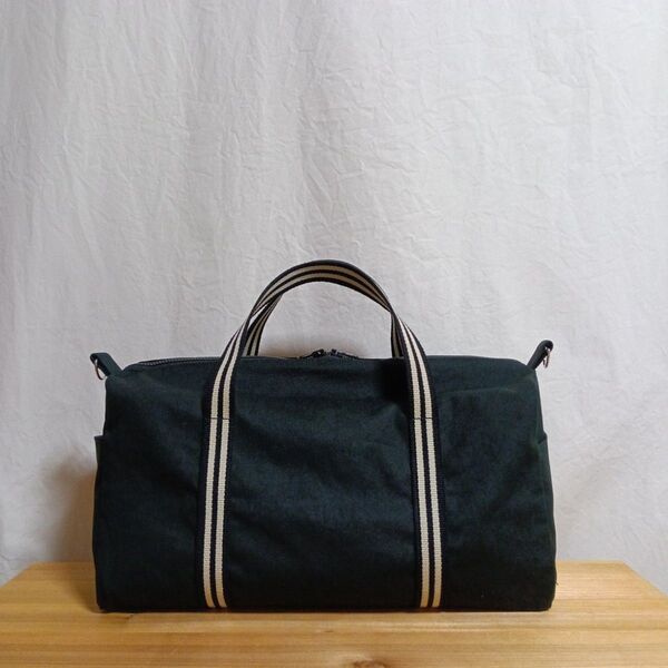 ちょっと訳ありハンドメイド【ボストンバッグ】ブラック/黒/11号帆布/ズレあり
