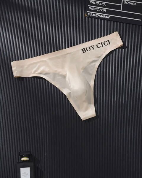 メンズ下着 Mサイズ セクシーなTバック シームレス 通気性快適 伸縮性のある下着 薄い透明なアイスシルク 運動 スポーツ