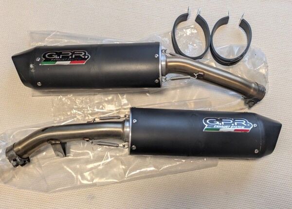GPR ジーピーアール FURORE NERO ITALIA スリップオンマフラー FJR1300 2015年式から取り外し