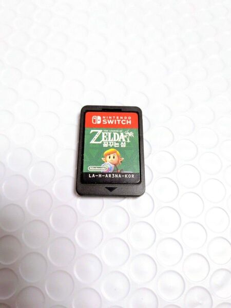 【Switch】 ゼルダの伝説 夢をみる島 通常版 海外版 ソフトのみ