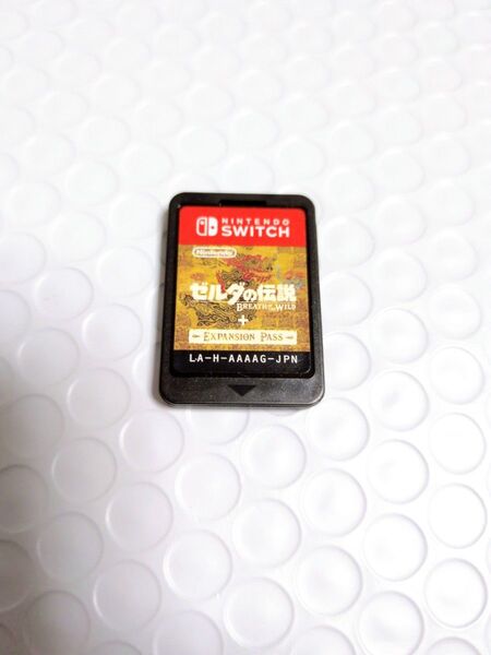 【Switch】 ゼルダの伝説 ブレス オブ ザ ワイルド + エキスパンションパス ソフトのみ
