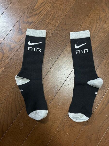 【未使用】NIKE ナイキソックス 23.0-25.0 靴下 黒 ミドルソックス