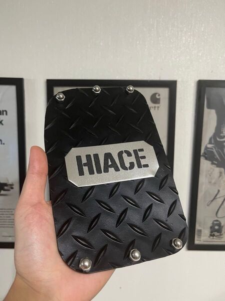 給油口カバー トヨタ ハイエース HIACE 200系 簡単貼り付け