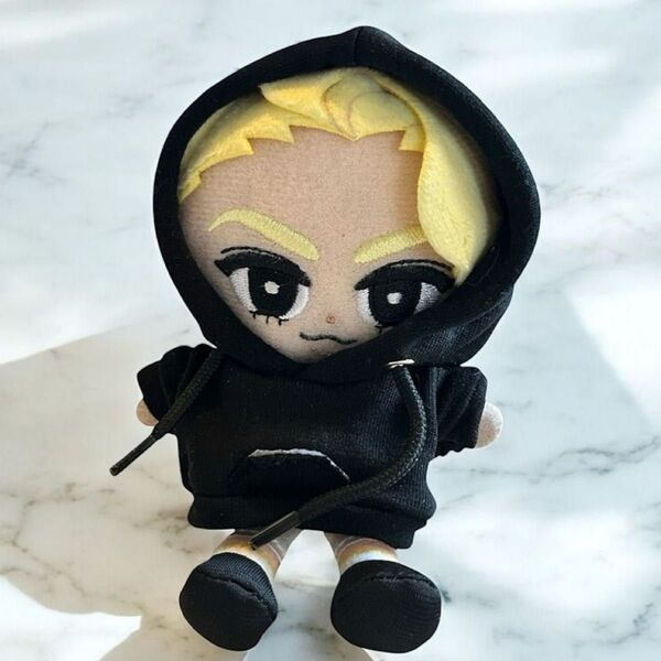 ぬい服 10cm ブラック 黒 パーカー チルぬい すのチル ノーマル ぬい活 推し活 ぬいぐるみ SnowMan 目黒蓮