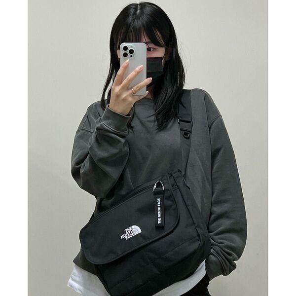 THE NORTH FACE ザノースフェイス ショルダーバッグ 2wayメッセンジャーバッグ MESSENGER BAG M