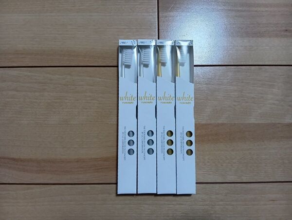 GC ルシェロ 歯ブラシ W-10 4本セット