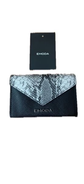 【新品】EMODA カードケース