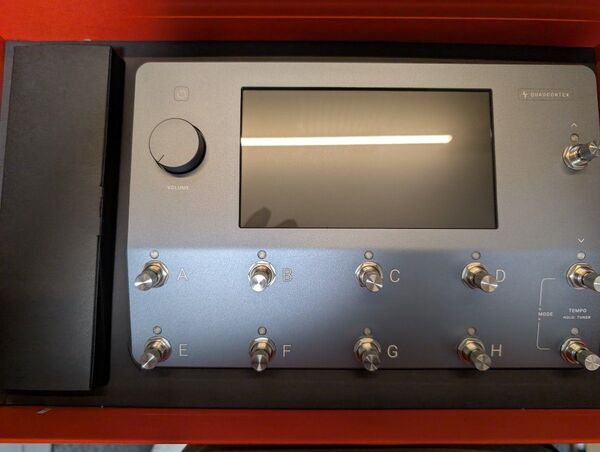 【新品】 Neural DSP / Quad Cortex