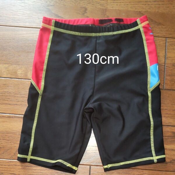 130cm 男の子 水着 スイムウェア 海水パンツ スイミング ボーイズ ハーフ ロング 競泳水着 黒赤
