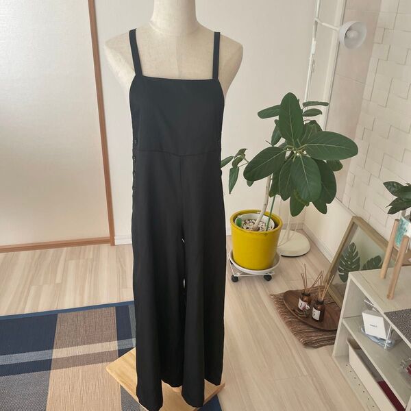 黒 サロペット オールインワン