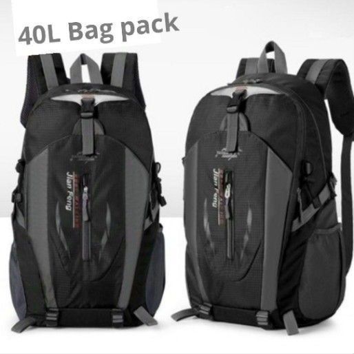 登山リュック 大容量 バックパック 40L 軽量 収納 防災 ハイキング 黒