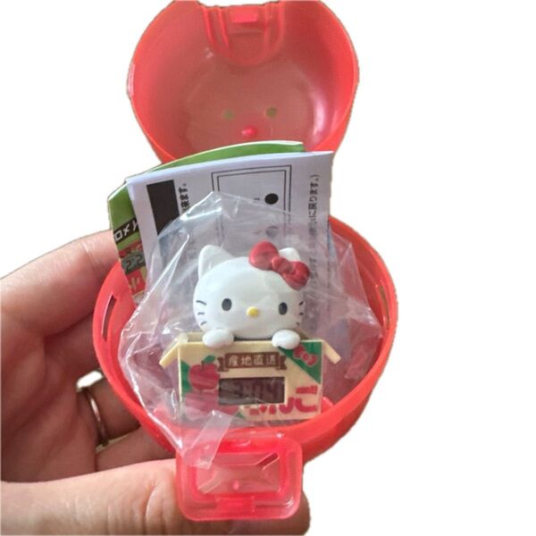 サンリオキャラクターズ ダンボールウォッチ ハローキティ フィギュア ガチャガチャ ガチャ