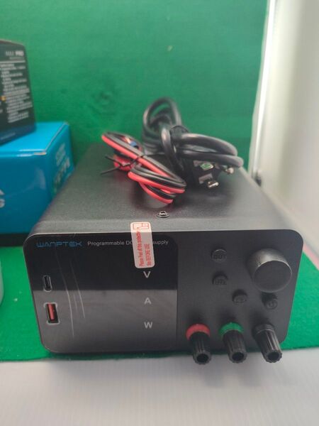wanptek 直流安定化電源 30v10a ほぼ未使用