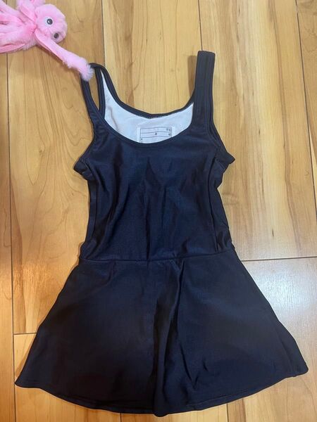 新品未使用130cm ワンピース水着 スクール女の子水着 キッズ 水着 女の子用 プール