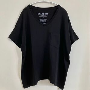 Deuxieme Classe ドゥーズィエムクラス【SKARGORN/スカルゴーン】 ポケツキワイド Tシャツ/黒 ブラック