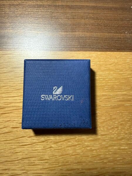 SWAROVSKI ネックレス 蝶モチーフ シルバー