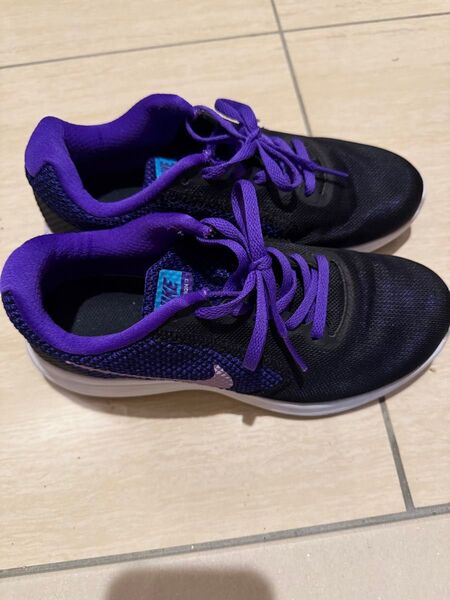 NIKE ランニングシューズ 23cm ブラック/パープル