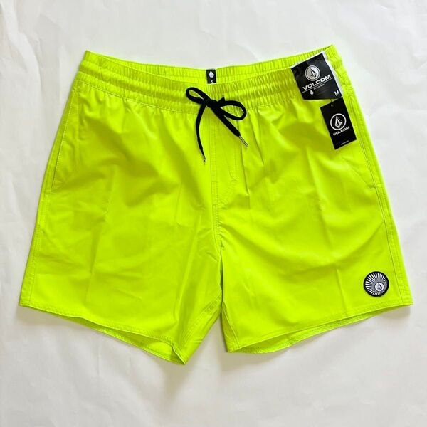 半額 VOLCOM ボルコム 水陸両用 ショートパンツ M ボードショーツ サーフパンツ サーフィン キャンプ アウトドア 水着