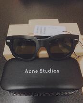 新品Acne Studios サングラス　アクネ　メガネ付属品完備_画像1