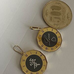 K18金 愛 アクセサリー Love ローマ数字 漢字 ガラス付