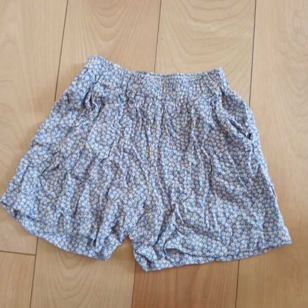 UNIQLO KIDS 花柄ハーフパンツ S ズボン 110cm