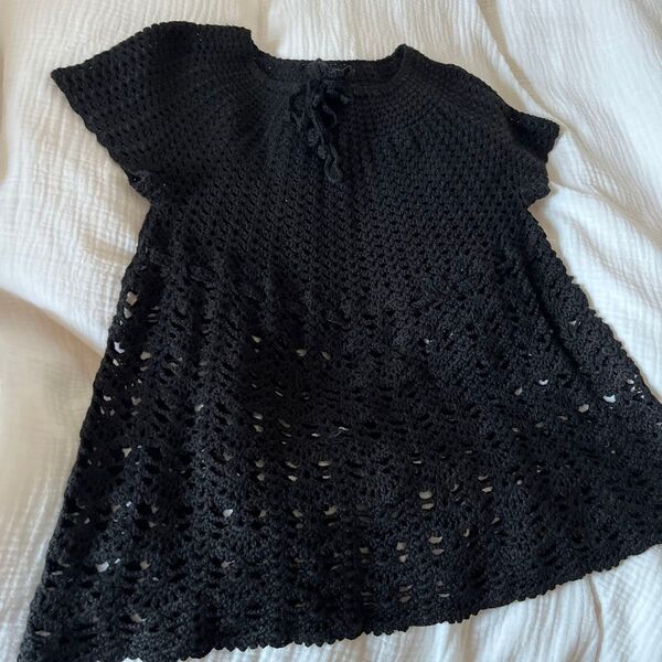 黒のレース編みトップス ハンドメイド ブラックレース編み ニット ベスト 手編み ブラック