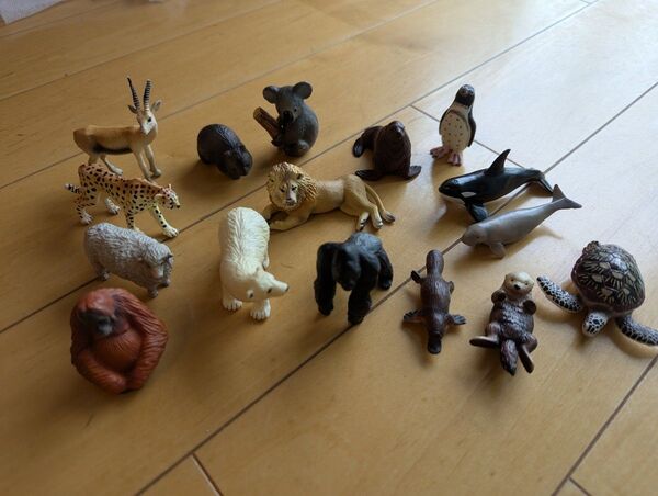EIKOH ミニチュアプラネット 動物フィギュア 16体セット