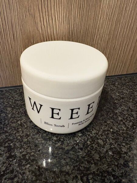 WEEED ボディスクラブ 黒ずみケア ボディケア ラベンダー&バニラ 360g