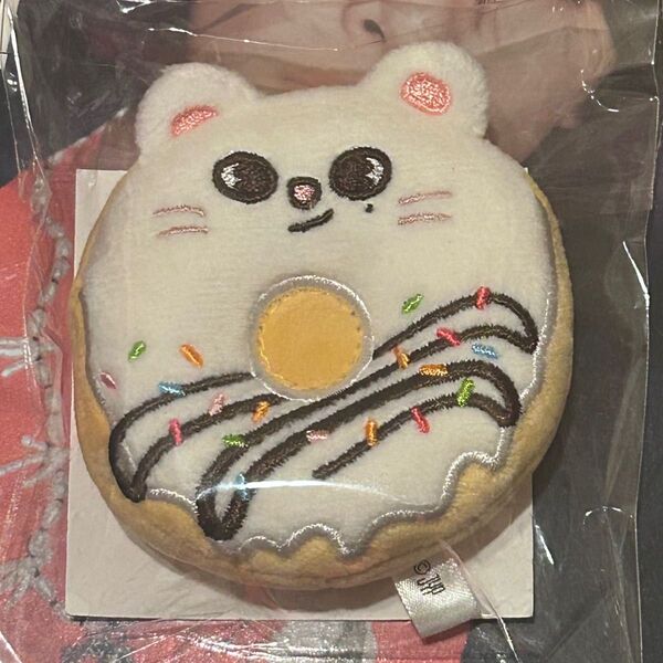 ジニレット ヒョンジン オンラインくじ スキズ straykids ドーナツミラー