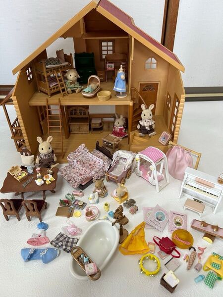 赤い屋根の大きなお家 シルバニア