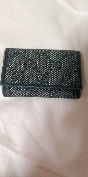 GUCCI キーケース GGキャンバス ブラック