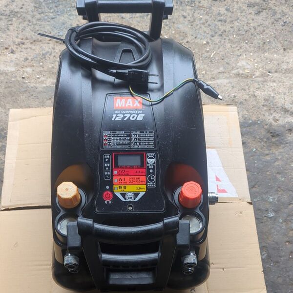 MAX エアーコンプレッサー AK-HH1270E 高圧連結ホース付き