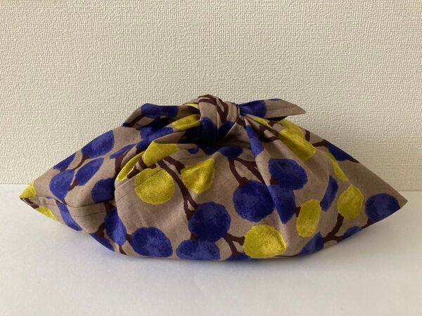 あずま袋(931)丸い実柄 モカ地 お弁当袋 内袋 ハンドメイド(色欠けあり)