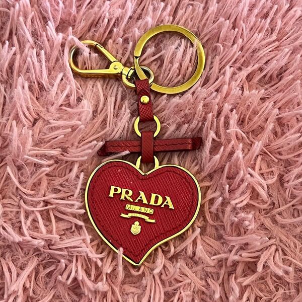 キーホルダー プラダ ハート キーリング PRADA バッグチャーム