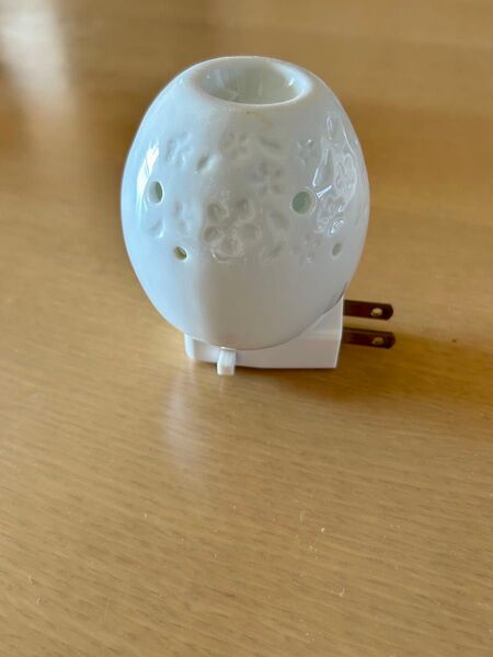 生活の木アロマライト 電気式 陶器製 ホワイト