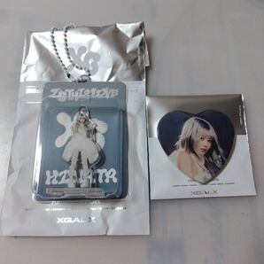XG IS THIS LOVE 缶バッジ アクリルキーホルダー ヒナタ