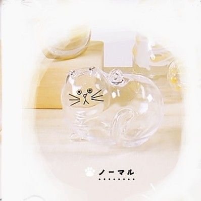 うちの子のけだまだま ノーマル 新品 カプセルトイ ガチャ 猫の毛玉を入れる容器です