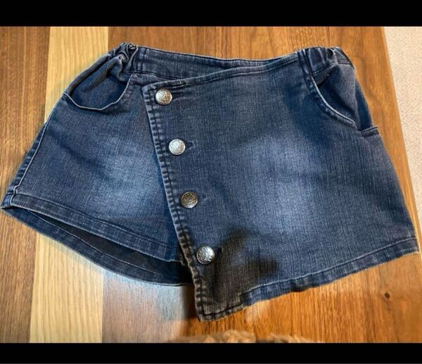 美品デニムショートパンツ 紺 キッズ140