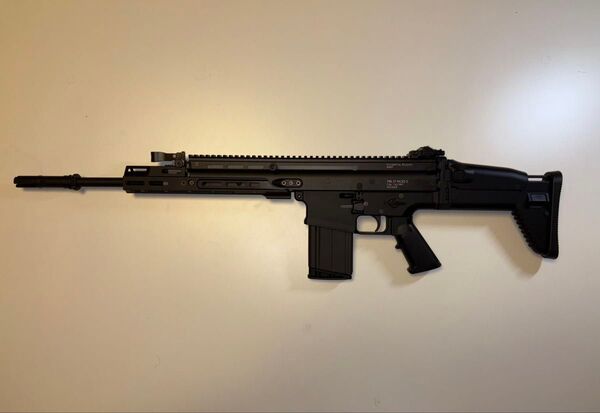東京マルイ SCAR- H mrexハンドガードカスタム