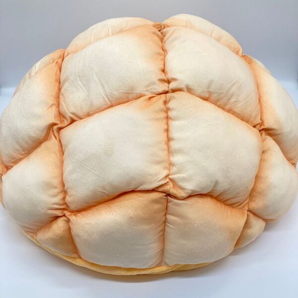 焼きたて超BIGメロンパン ぬいぐるみクッション